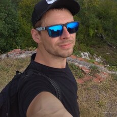 Михаил, 36