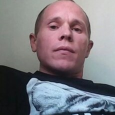 Михаил, 43