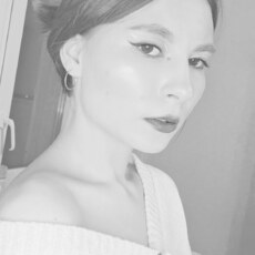 Лариса, 22