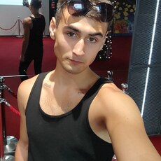 Анатолий, 23
