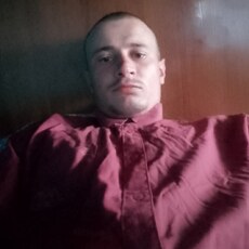 Эрик, 25