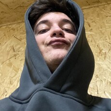 Егор, 21