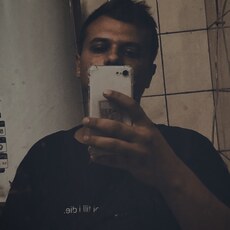 Адриан, 21