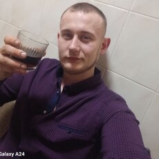 Юрий, 28