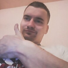 Вова, 25