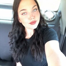 Катя, 22