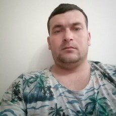 Гена, 36