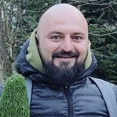 Вася, 36
