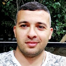 Тим, 34
