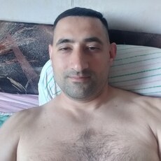 Владислав, 34