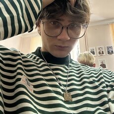 Артемий, 20