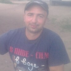 Ярослав, 42
