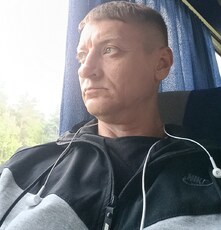 Веня, 49