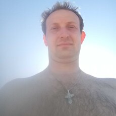 Артур, 36