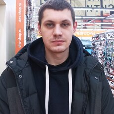 Слава, 40