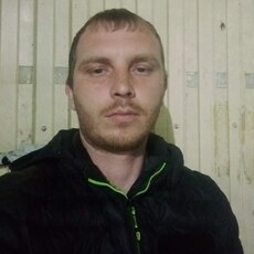 Ден, 32