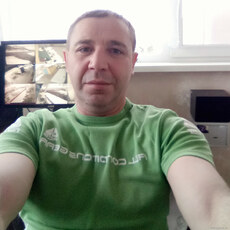 Слава, 52