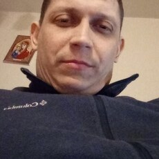 Роман, 30