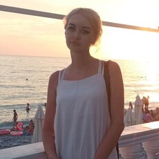 Зоя, 35