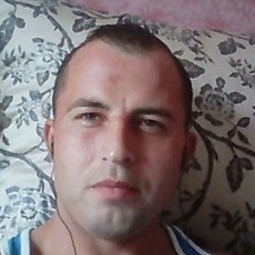 Лёва, 42